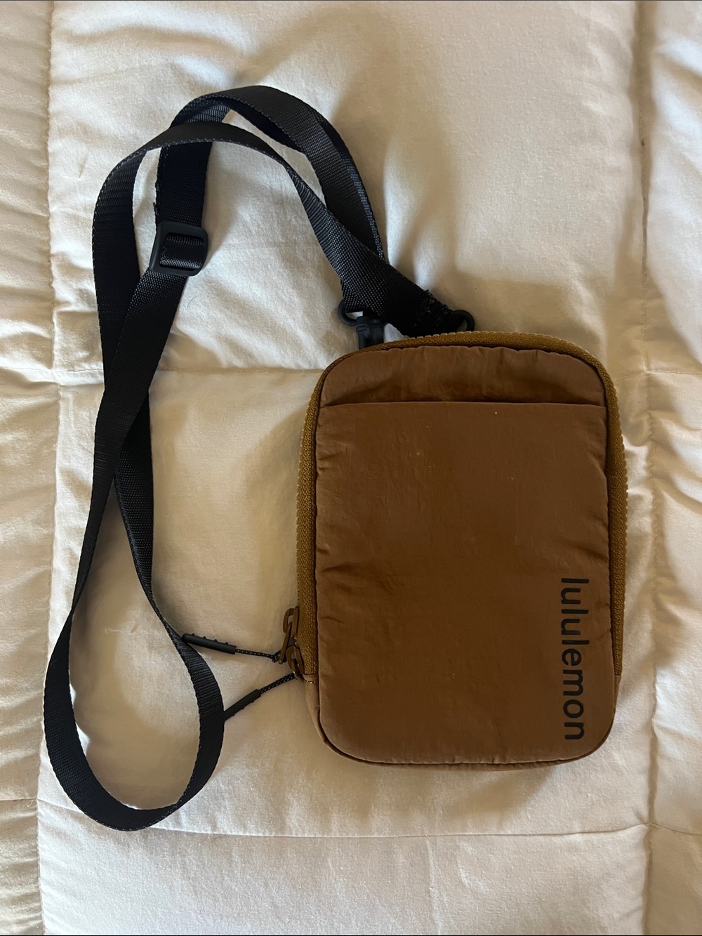 lululemon athletica Belt Bag in Brown with Black Strap